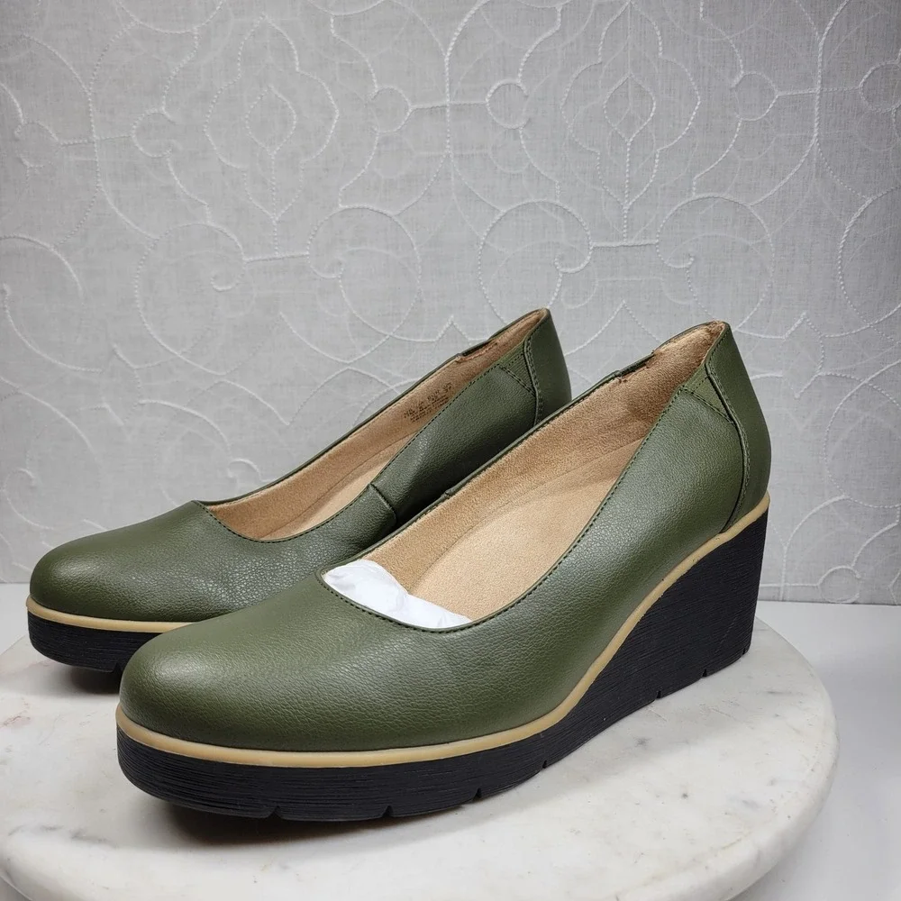 SOUL Naturalizer About Time Wedge Pumps 11M Olive Green Round Toe Comfort Casual